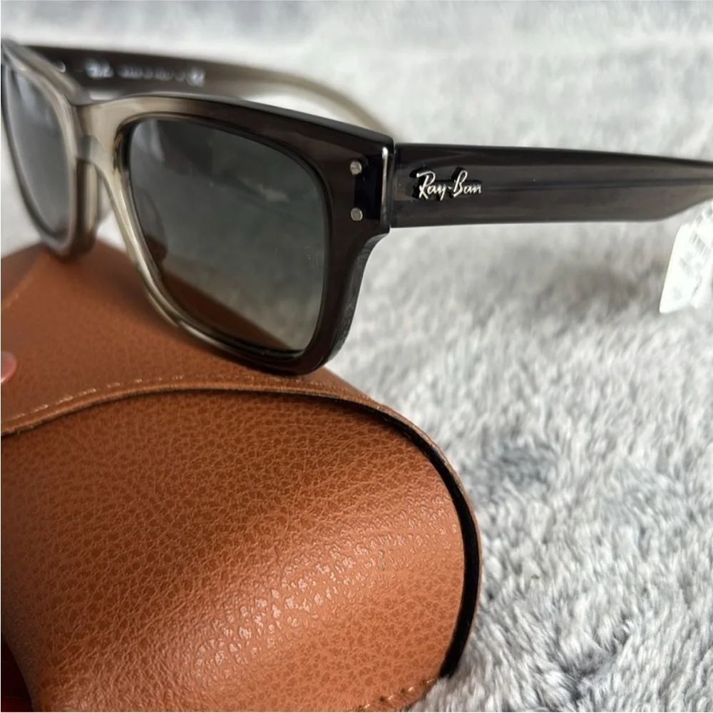 Ray-Ban Mr Burbank 52mm Rectangular Sunglasses in Transparent Grey NWT